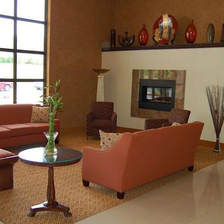 Clarion Inn Bradley Airport วินด์เซอร์ล็อกส์ ภายนอก รูปภาพ