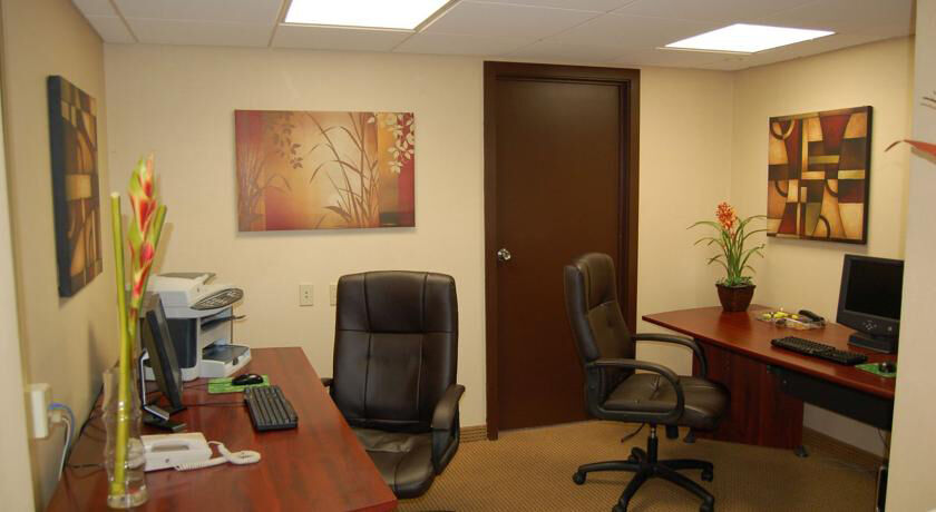 Clarion Inn Bradley Airport วินด์เซอร์ล็อกส์ ภายนอก รูปภาพ