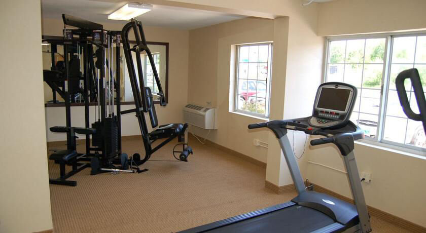 Clarion Inn Bradley Airport วินด์เซอร์ล็อกส์ ภายนอก รูปภาพ